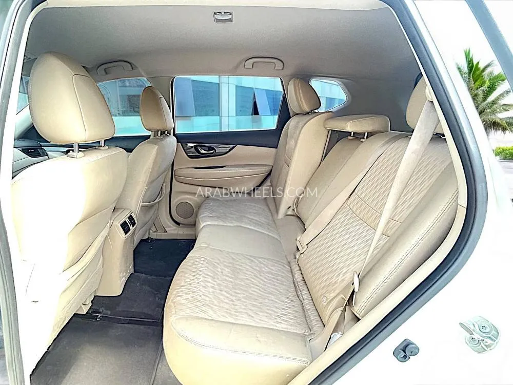 Nissan X-Trail 2018 for Sale in Dubai Image-19