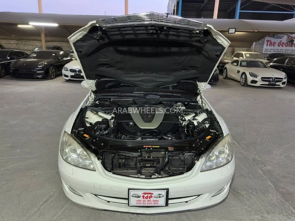 Mercedes Benz CLS Class 2007 for Sale in Dubai Image-9