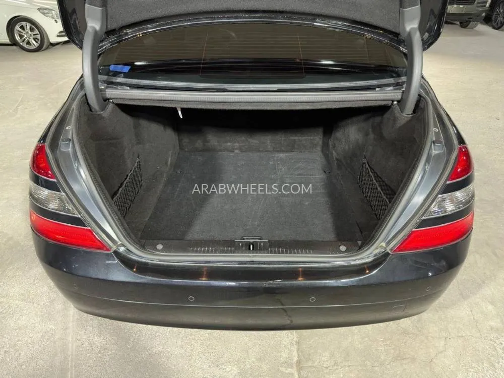 Mercedes Benz CLS Class 2008 for Sale in Dubai Image-12