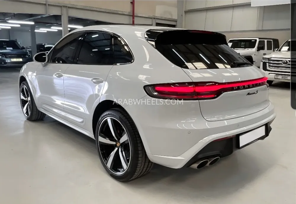 Porsche Macan 2024 for Sale in Dubai Image-9