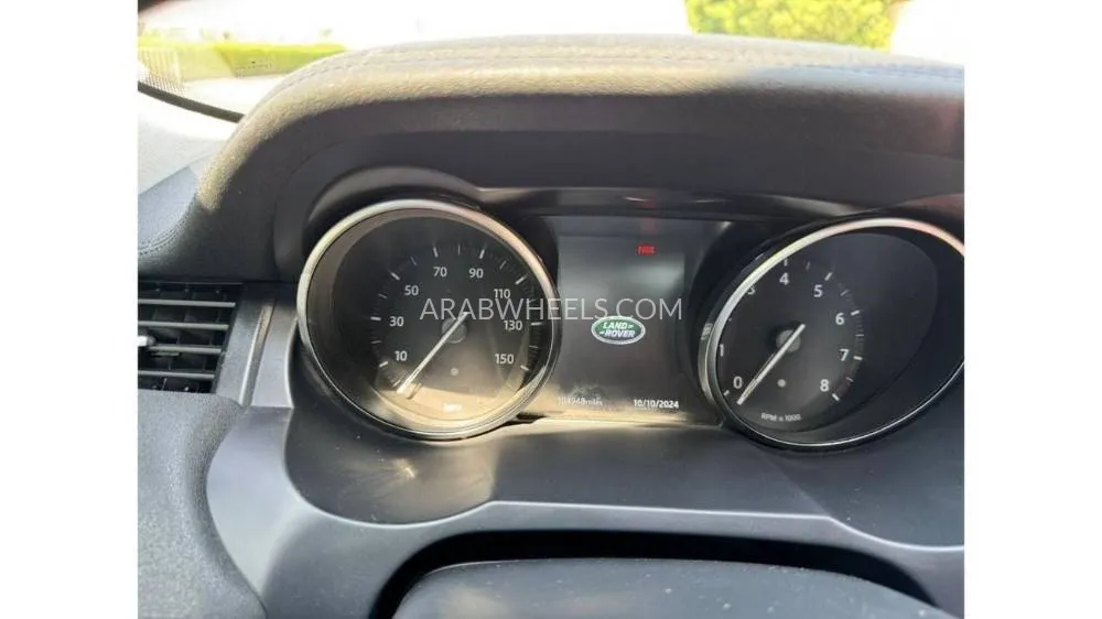 Land Rover Range Rover Evoque 2018 for Sale in Sharjah Image-5