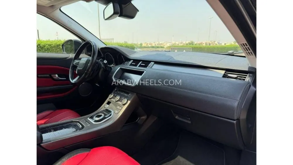 Land Rover Range Rover Evoque 2018 for Sale in Sharjah Image-8