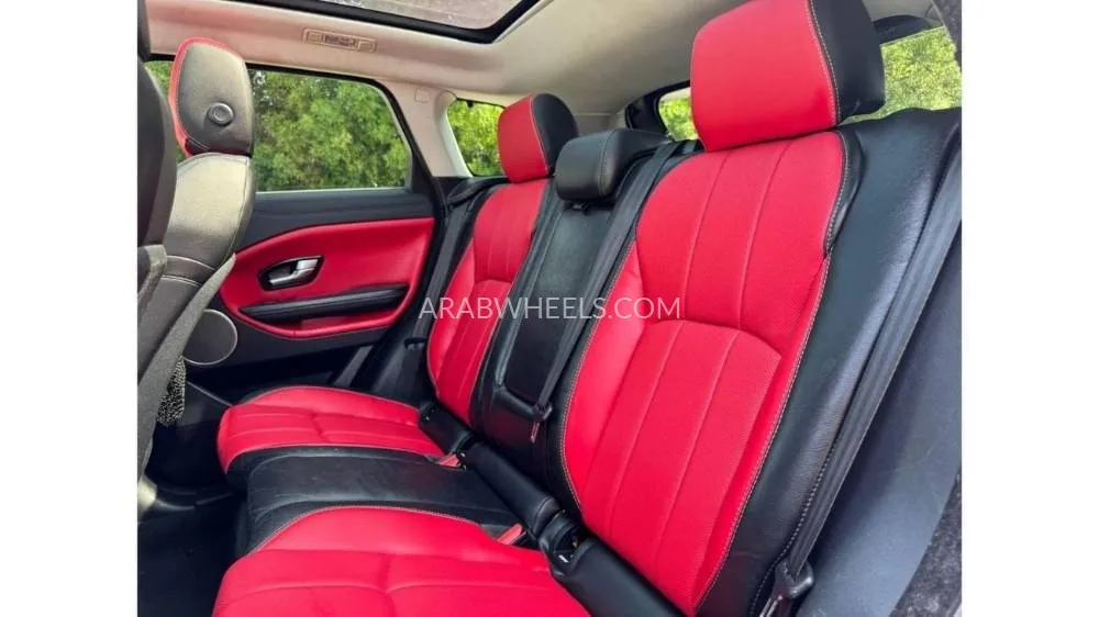 Land Rover Range Rover Evoque 2018 for Sale in Sharjah Image-18