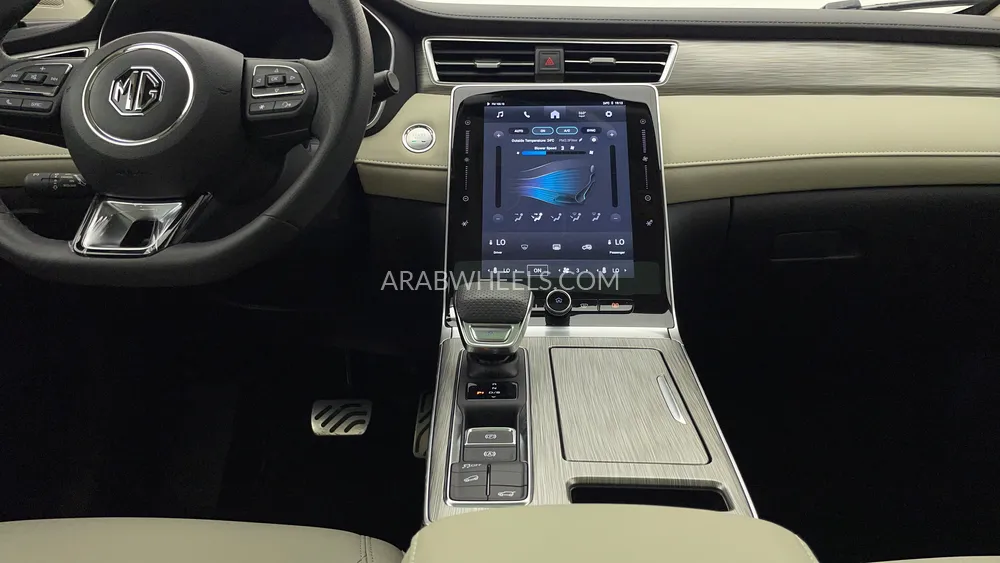 إم جي RX5 2025 for Sale in دبي Image-14