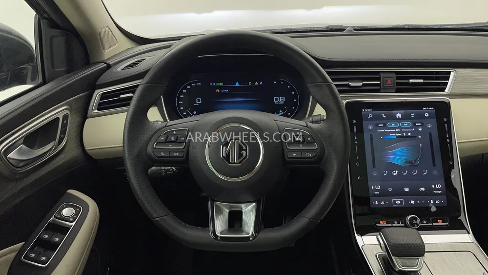 إم جي RX5 2025 for Sale in دبي Image-19