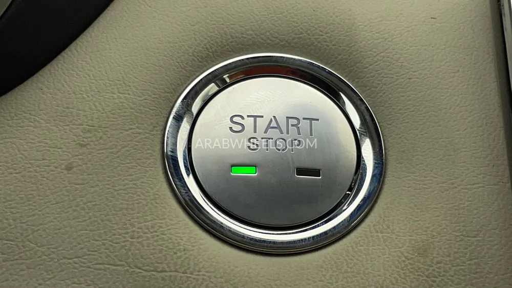 إم جي RX5 2025 for Sale in دبي Image-23