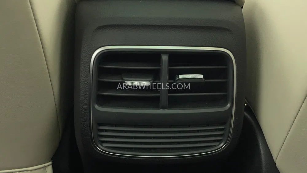 إم جي RX5 2025 for Sale in دبي Image-27