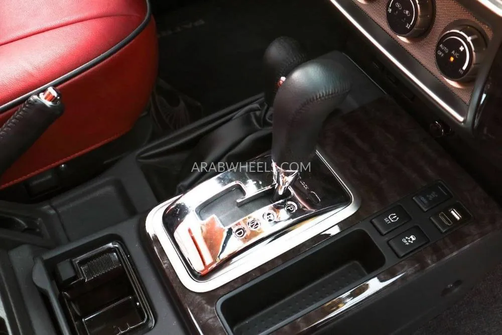 Nissan Patrol 2024 for Sale in Dubai Image-23