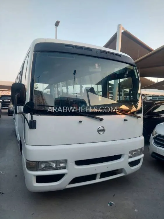 Nissan Civilian 2013 for Sale in Ajman Image-1