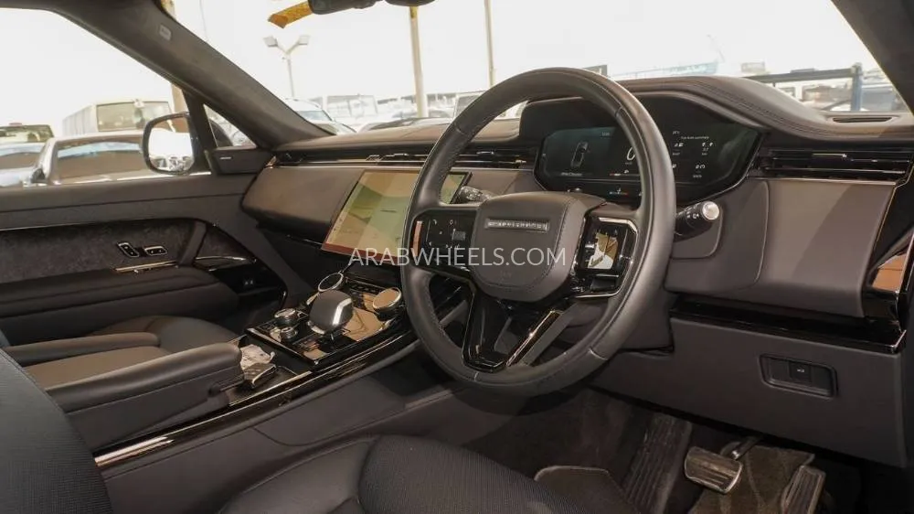 لاند روفر رينج روفر سبورت 2023 for Sale in دبي Image-4