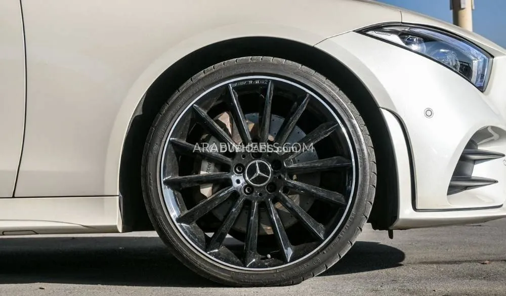 Mercedes Benz CLS Class 2019 for Sale in Dubai Image-16