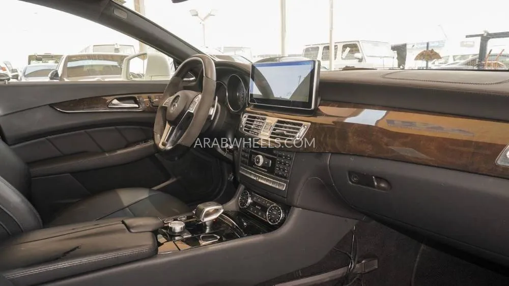 Mercedes Benz CLS Class 2012 for Sale in Dubai Image-12