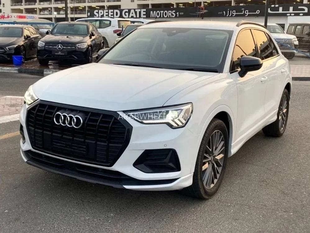 Audi Q3 2020 for Sale in Dubai Image-1