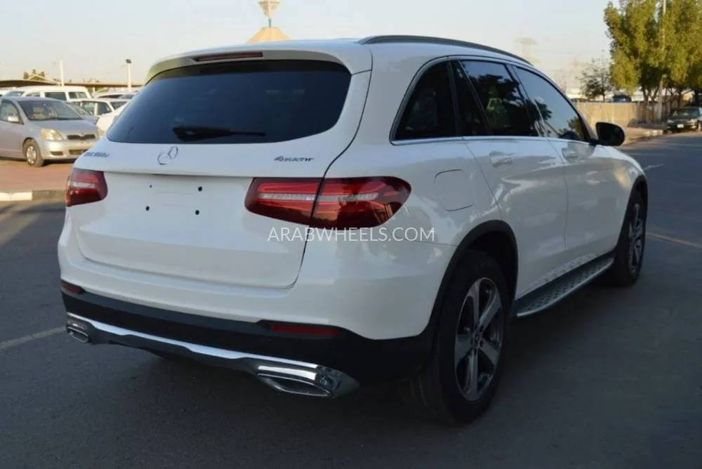 Mercedes Benz GLC Class 2018 for Sale in Dubai Image-5