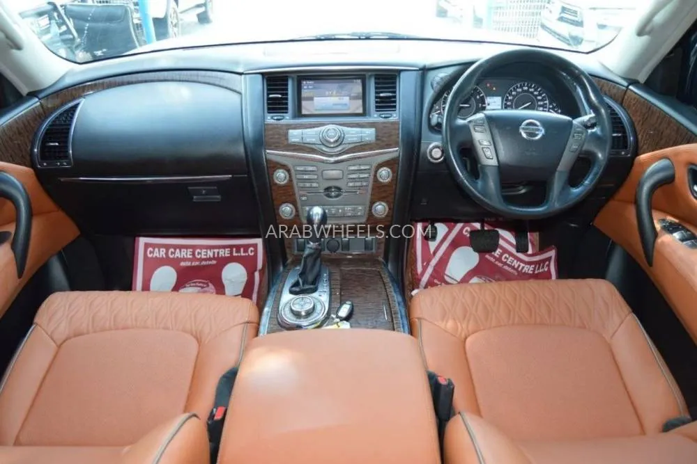 Nissan Patrol 2014 for Sale in Dubai Image-9