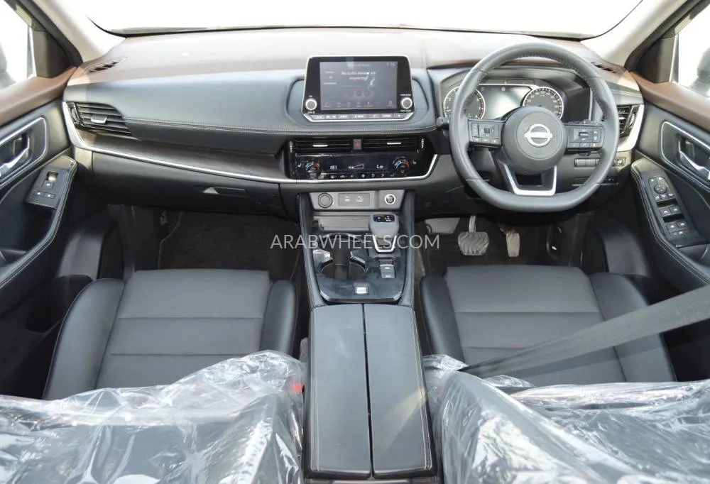 Nissan X-Trail 2023 for Sale in Dubai Image-11