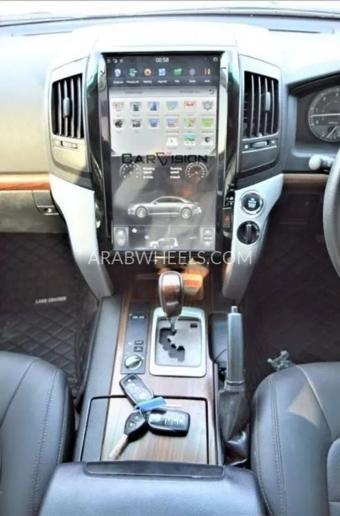 Toyota Land Cruiser 2013 for Sale in Dubai Image-9