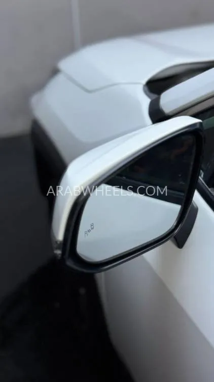 Toyota Rav4 2022 for Sale in Dubai Image-10