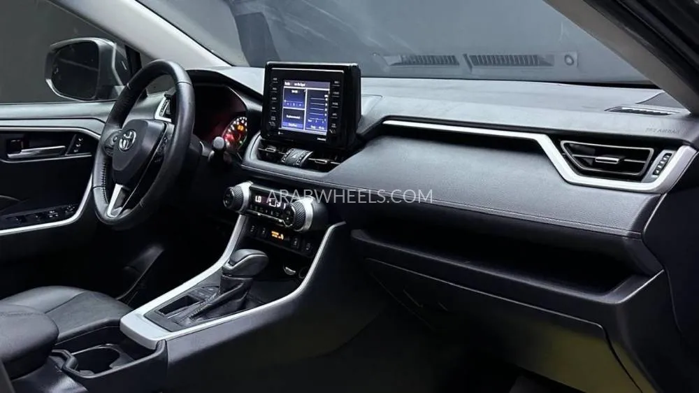 Toyota Rav4 2021 for Sale in Dubai Image-15