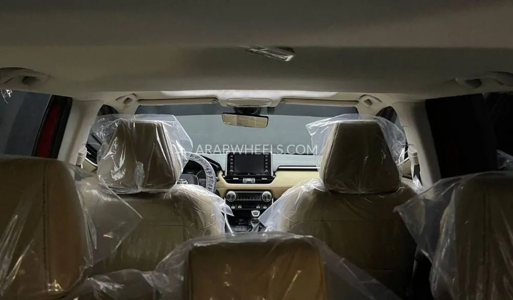 Toyota Rav4 2022 for Sale in Dubai Image-16