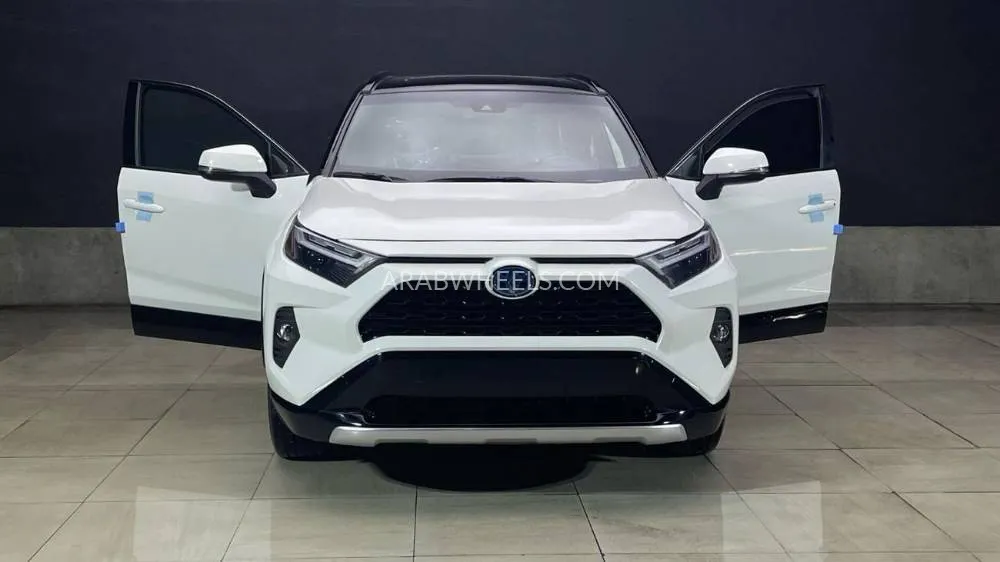 Toyota Rav4 2022 for Sale in Dubai Image-4