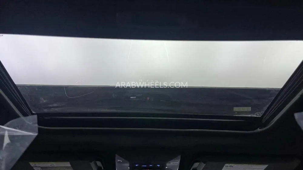 Toyota Rav4 2022 for Sale in Dubai Image-10