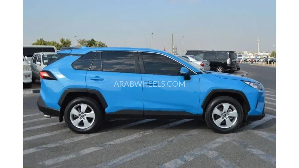 Toyota Rav4 2019 for Sale in Dubai Image-8