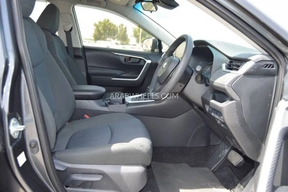 Toyota Rav4 2020 for Sale in Dubai Image-16