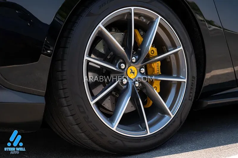 فيراري 812 جي تي إس 2021 for Sale in الشارقة Image-8