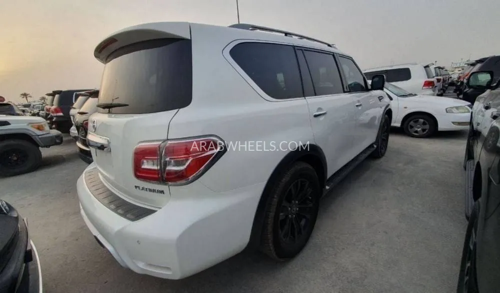 Nissan Armada 2017 for Sale in Dubai Image-6