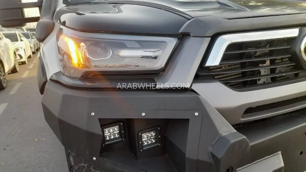 Toyota Hilux 2021 for Sale in Dubai Image-20