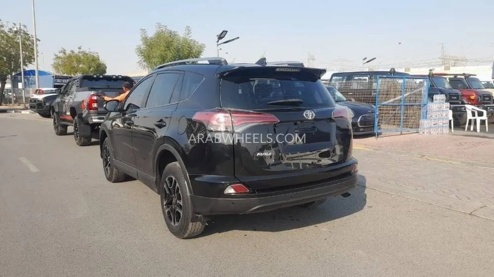 Toyota Rav4 2018 for Sale in Dubai Image-6