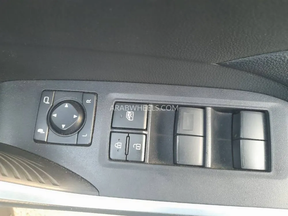 Toyota Rav4 2022 for Sale in Dubai Image-11