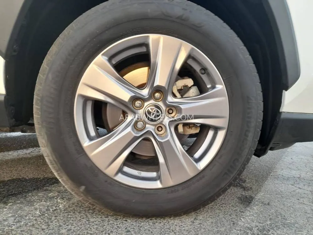 Toyota Rav4 2022 for Sale in Dubai Image-28