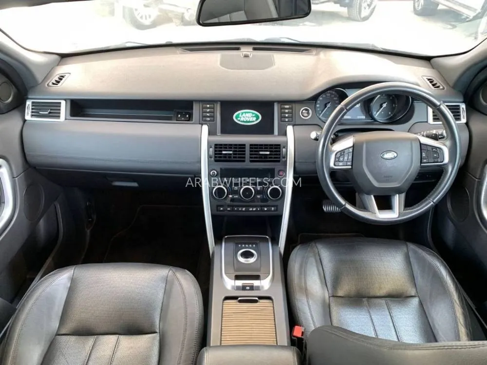 Land Rover Discovery 2016 for Sale in Dubai Image-20