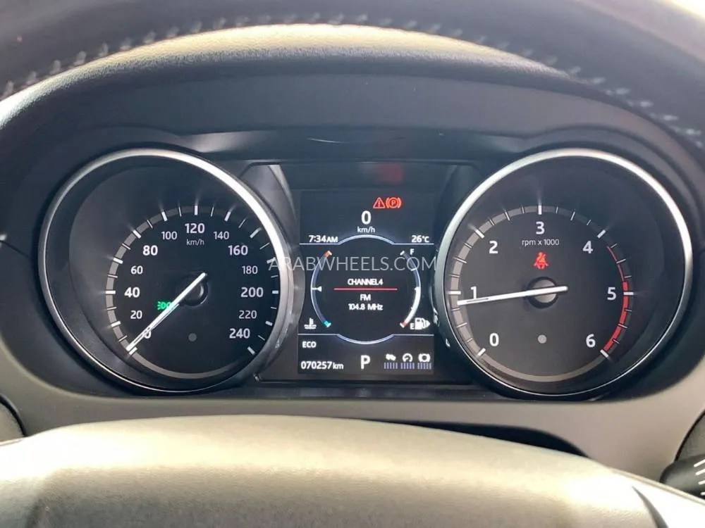 Land Rover Discovery 2016 for Sale in Dubai Image-21