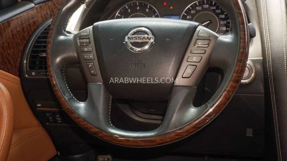 Nissan Patrol 2015 for Sale in Sharjah Image-5