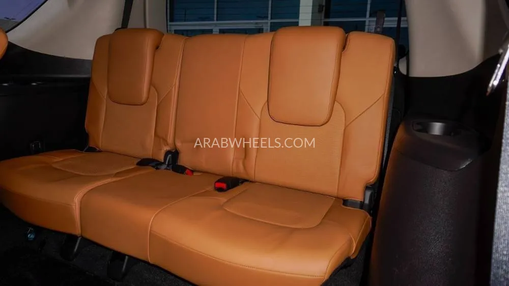 Nissan Patrol 2016 for Sale in Sharjah Image-14