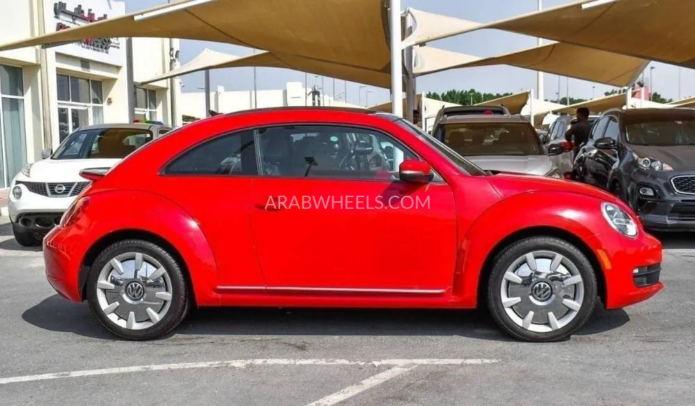 Volkswagen Beetle 2016 for Sale in Sharjah Image-4