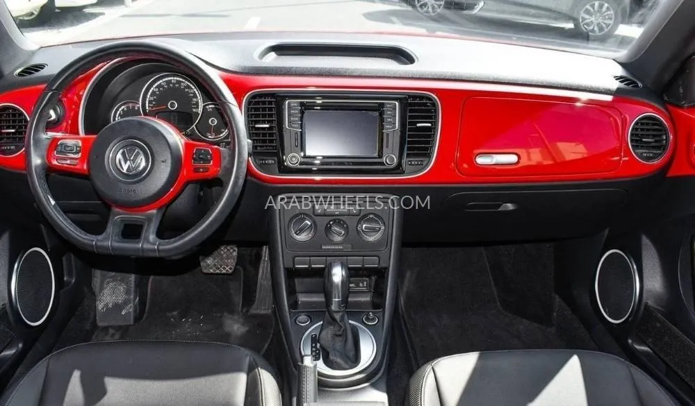 Volkswagen Beetle 2016 for Sale in Sharjah Image-6