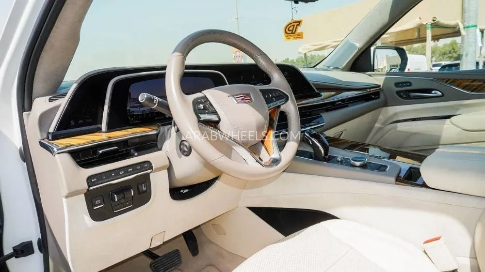Cadillac Escalade 2021 for Sale in Sharjah Image-4