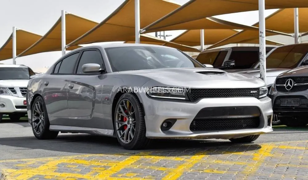 Dodge Charger 2015 for Sale in Sharjah Image-1