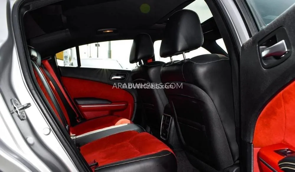 Dodge Charger 2015 for Sale in Sharjah Image-7