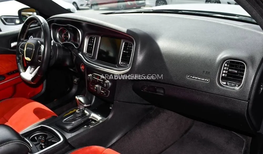 Dodge Charger 2015 for Sale in Sharjah Image-8