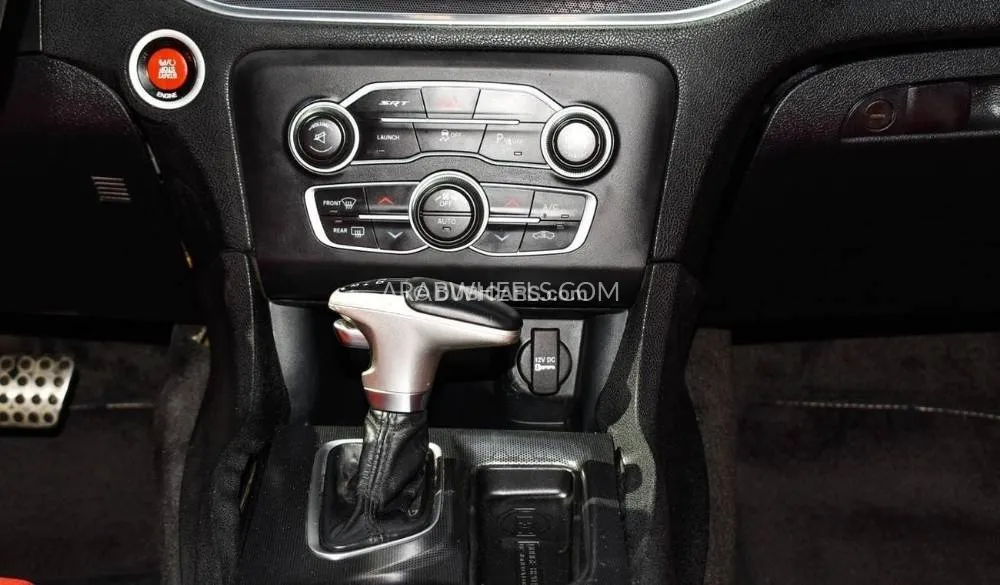 Dodge Charger 2015 for Sale in Sharjah Image-10