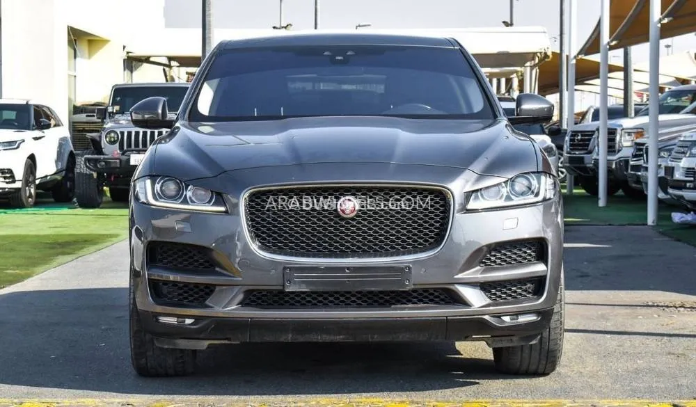 Jaguar F Pace 2017 for Sale in Sharjah Image-2