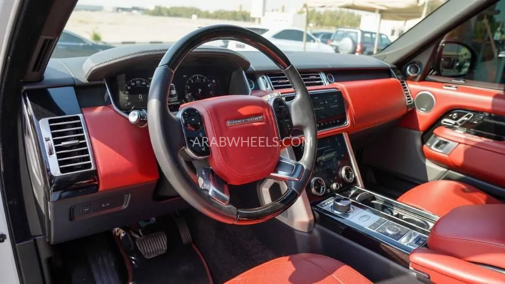 Land Rover Range Rover 2020 for Sale in Sharjah Image-4