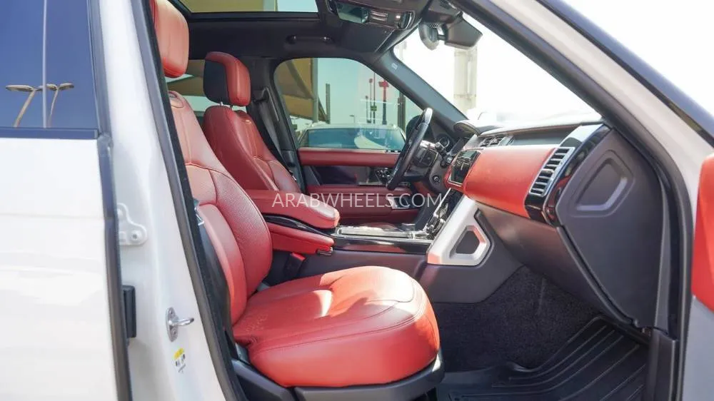 Land Rover Range Rover 2020 for Sale in Sharjah Image-12
