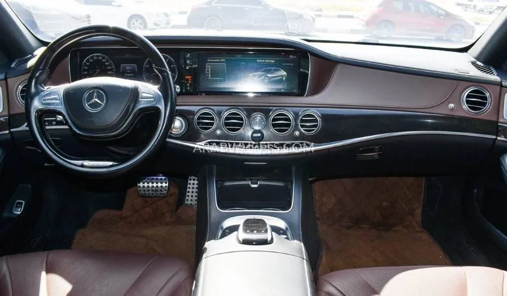 Mercedes Benz CLS Class 2015 for Sale in Sharjah Image-5