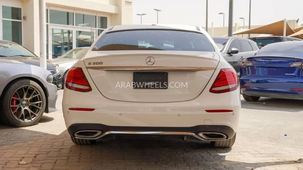 Mercedes Benz E Class 2018 for Sale in Sharjah Image-14